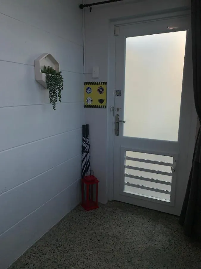 Levittown Lakes Apartment